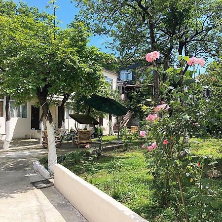 Batumi Summer Hotel Bagian luar foto