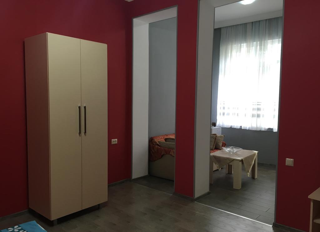 Batumi Summer Hotel Bagian luar foto
