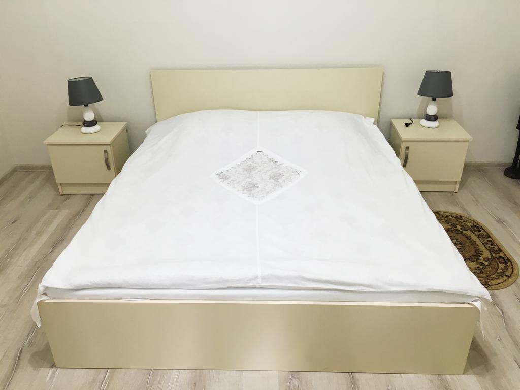 Batumi Summer Hotel Bagian luar foto
