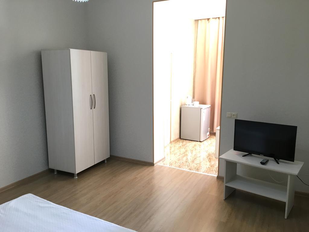 Batumi Summer Hotel Bagian luar foto