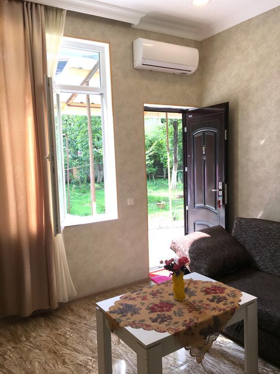 Batumi Summer Hotel Bagian luar foto
