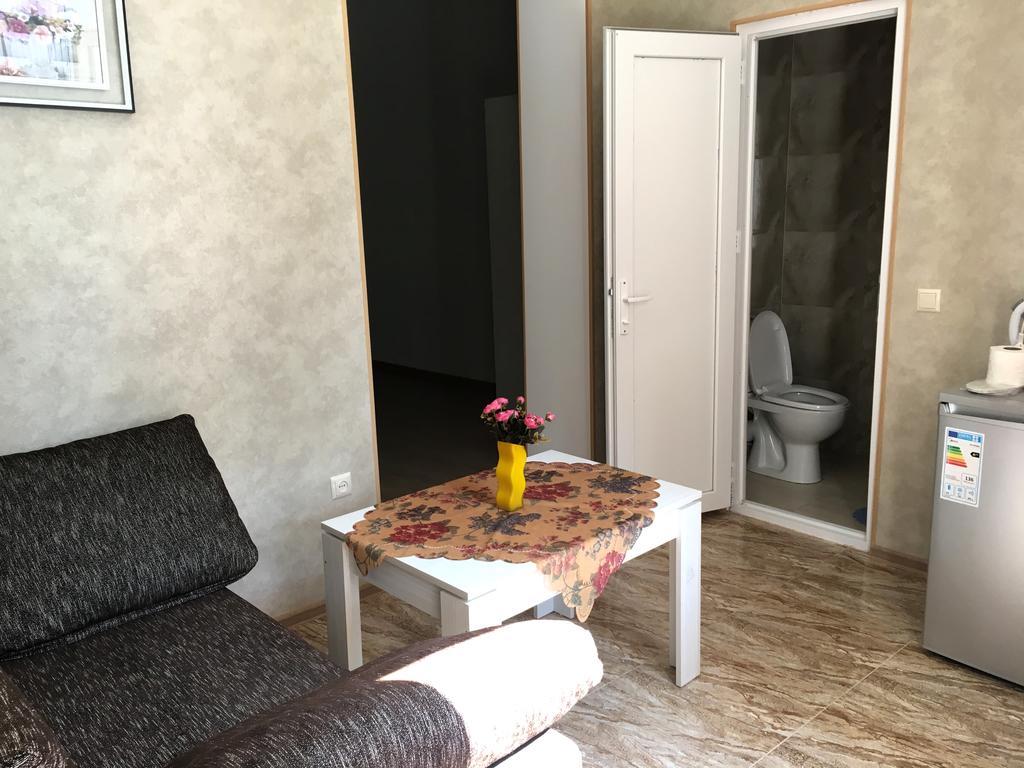 Batumi Summer Hotel Bagian luar foto